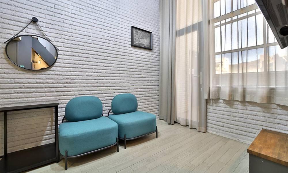 Seomyeon Hound Hotel 1St Street Пусан Стая снимка